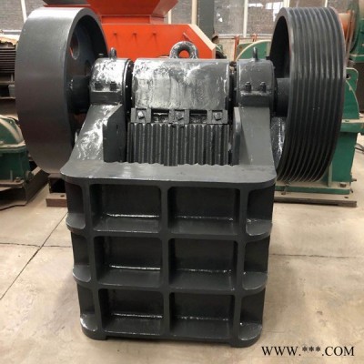 顎式破碎機型號參數 石灰巖顎式破碎機生產廠家