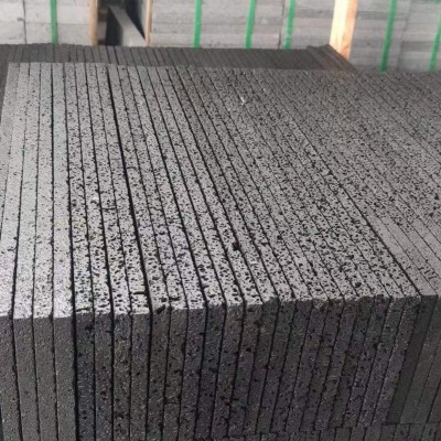 廠家直供大理石花崗巖芝麻灰火燒板福鼎黑戶外用荔枝面工程路沿石