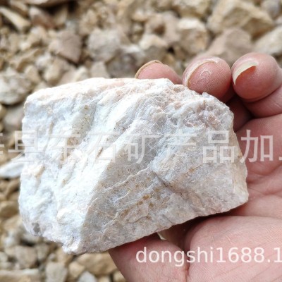 鉀長石粉，鉀12%左右，鋁15%左右，白度84左右